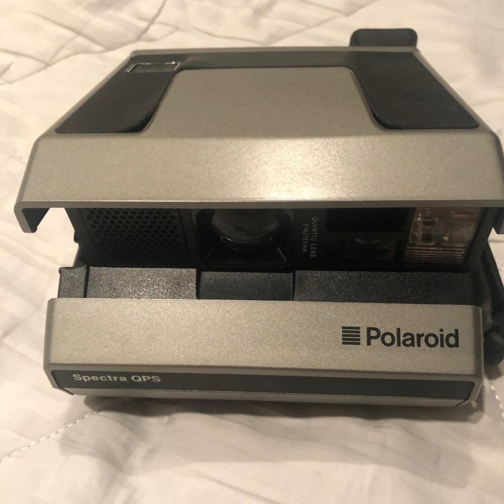 POLAROID SPECTRA QPS INSTANT FILM CAMERA W/ Case & STRAP & MANUAL.
